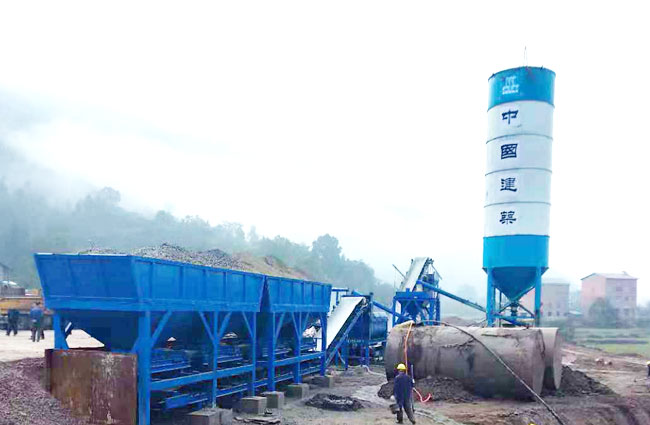 四川達州600穩定土拌和站作業現場